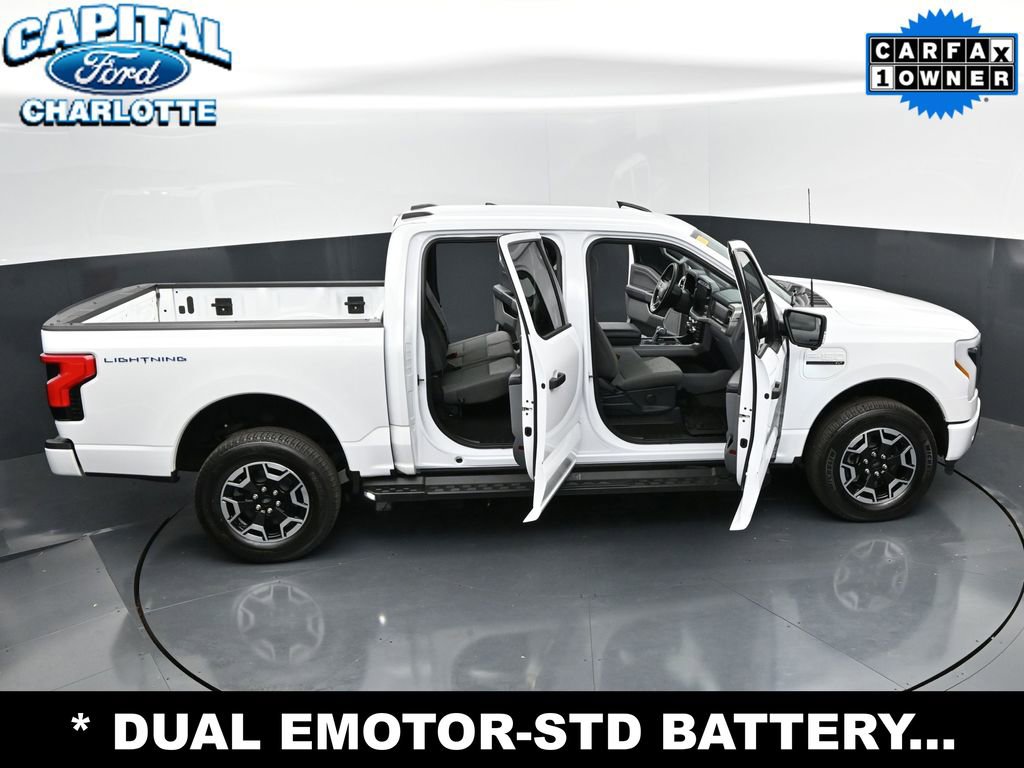 Used 2023 Ford F150 Lightning XLT AWD/4WD image 32