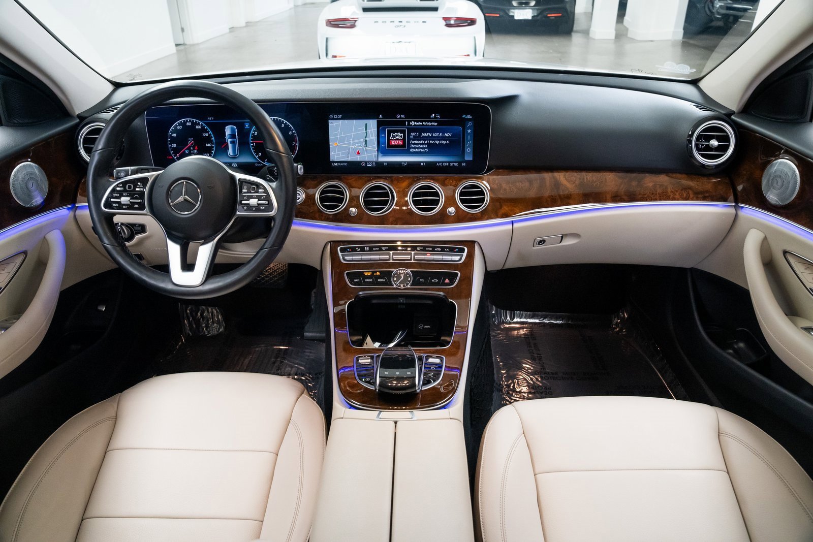 Used 2020 Mercedes-Benz E 450 4MATIC Wagon image 9