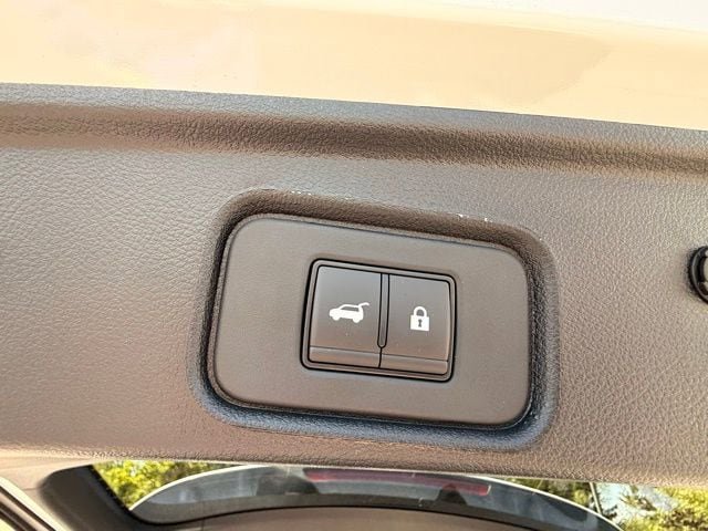 New 2026 Nissan Pathfinder Platinum AWD/4WD image 19