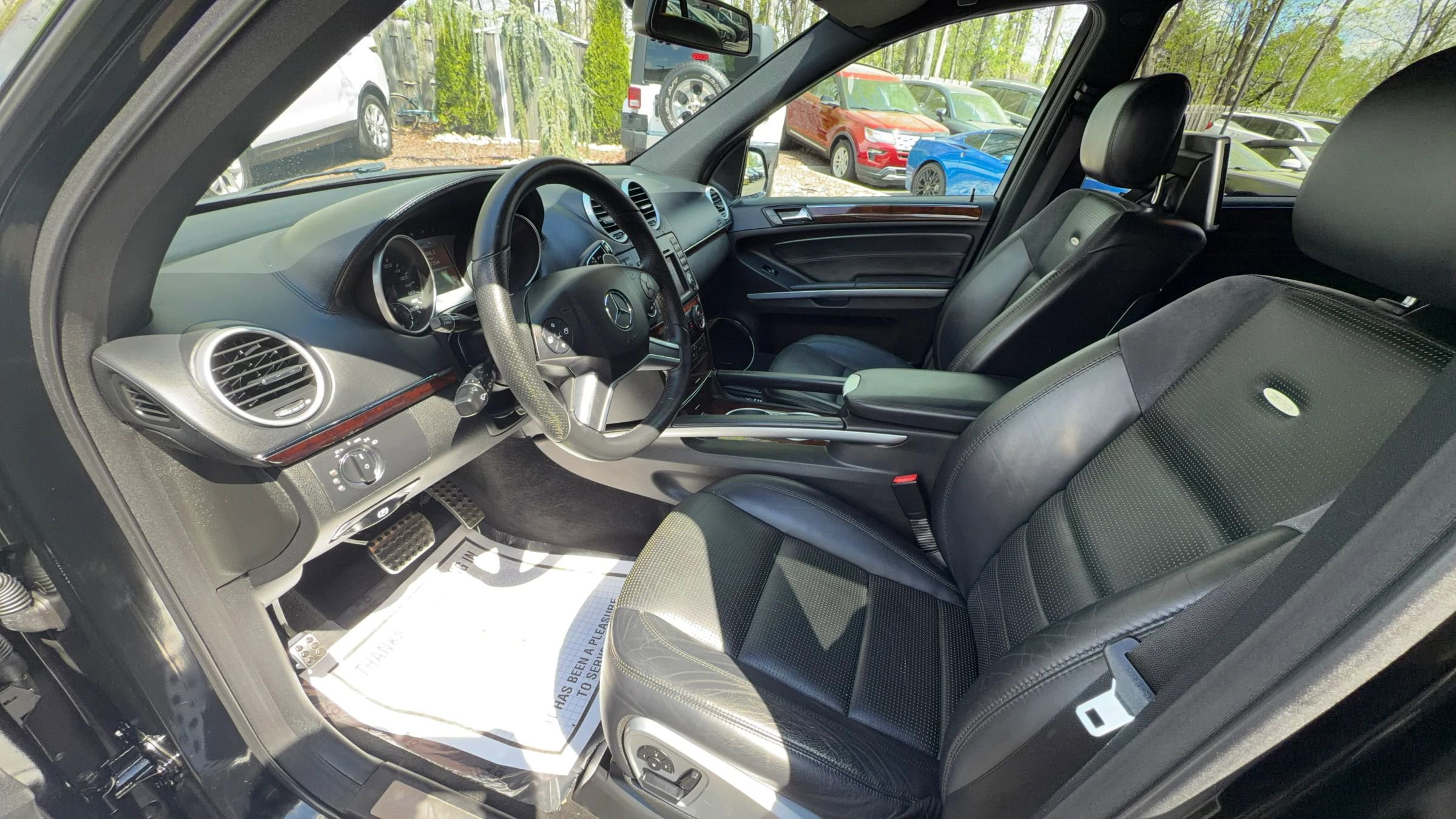 Used 2010 Mercedes-Benz ML 63 AMG 4MATIC image 17