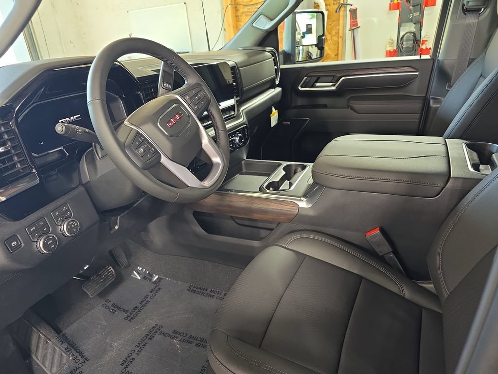 New 2026 GMC Sierra 2500 SLT AWD/4WD image 15