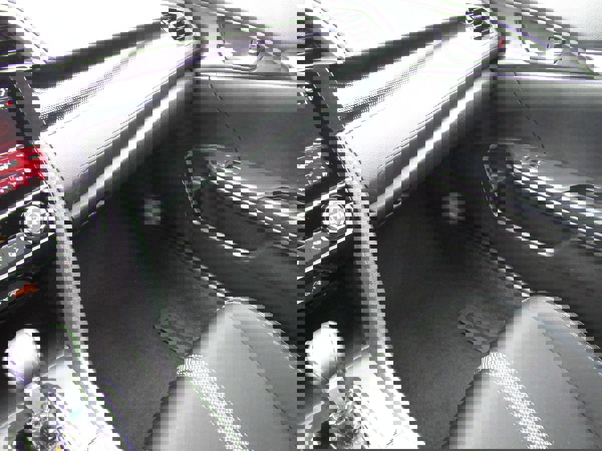 Used 2020 Honda Civic Sport image 22