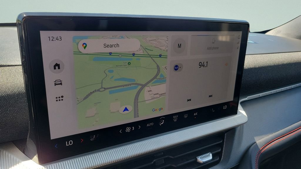 Used 2025 Ford Explorer ST-Line AWD/4WD image 22