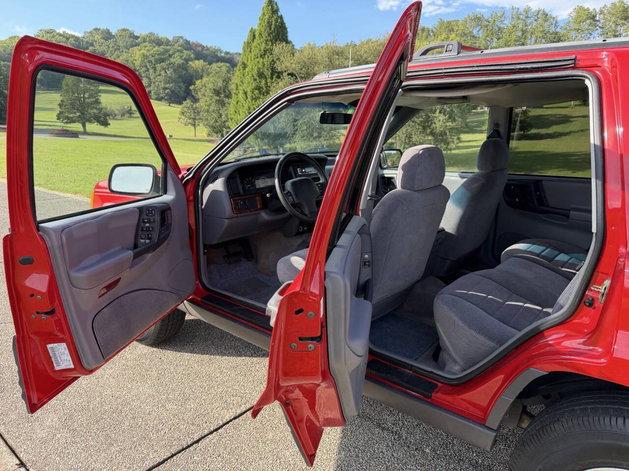 Used 1996 Jeep Grand Cherokee Laredo RWD image 34