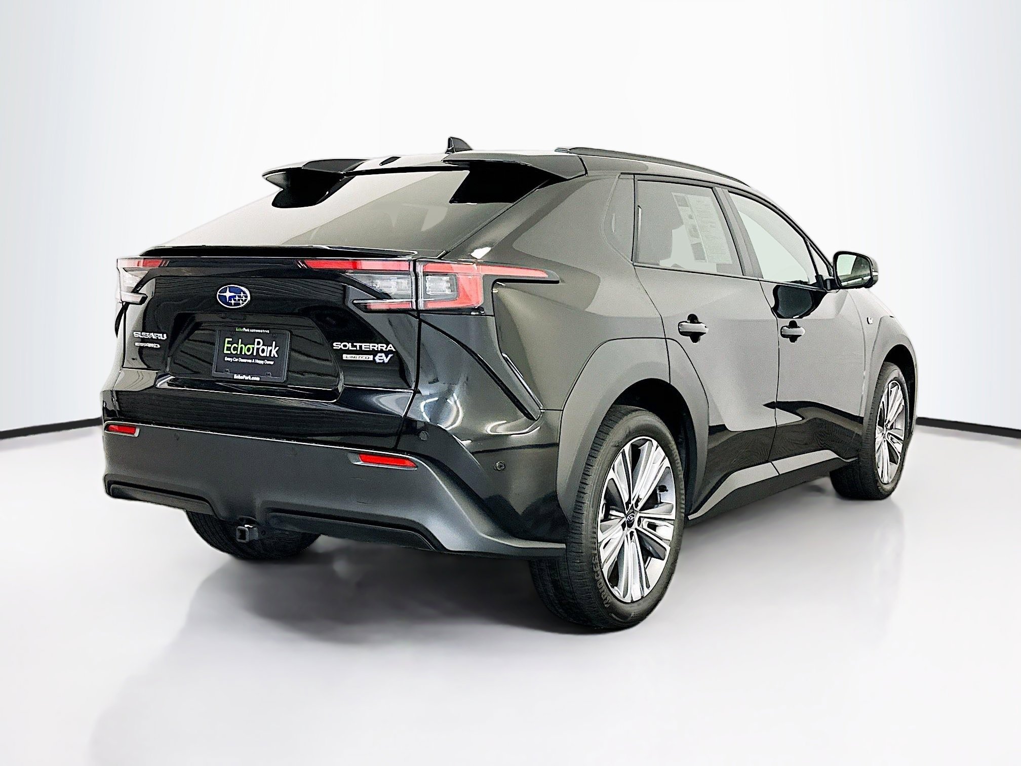 Used 2023 Subaru Solterra AWD image 9