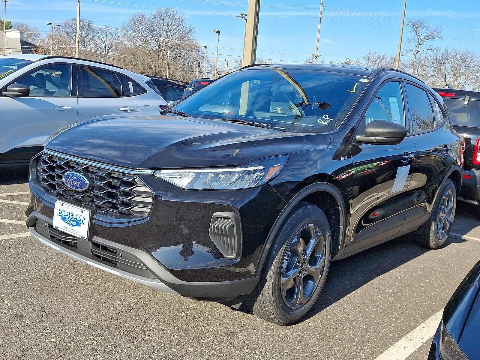 New 2026 Ford Escape ST-Line w/ Tech Pack #1 AWD/4WD image 3