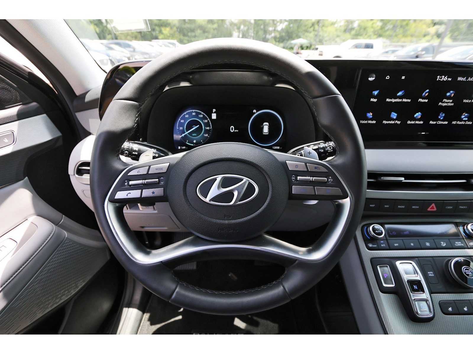 Used 2025 Hyundai Palisade SEL FWD image 14
