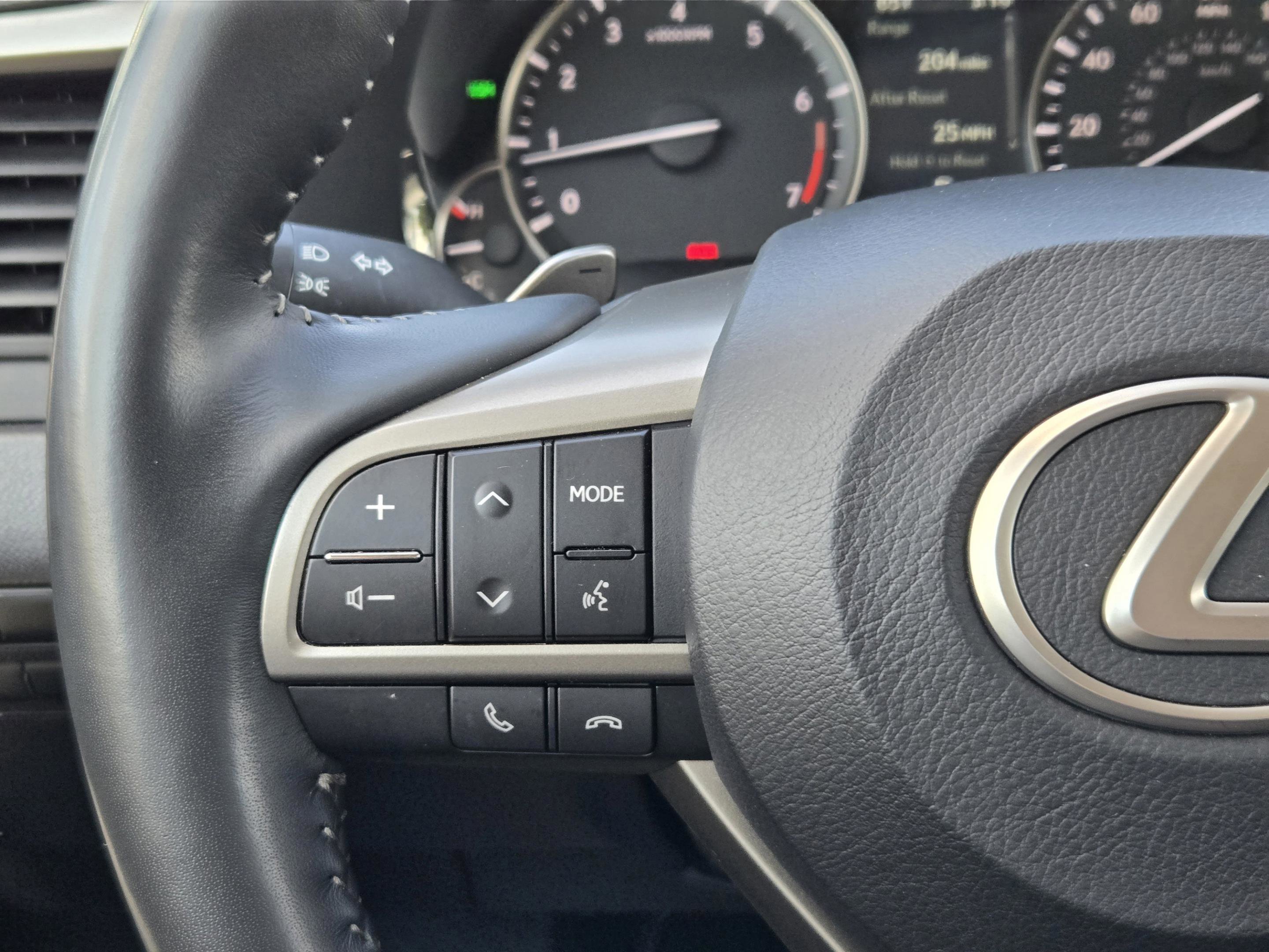 Used 2022 Lexus RX 350 AWD w/ Premium Package image 28