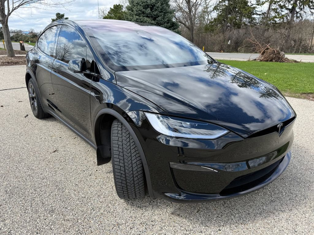 Used 2023 Tesla Model X Plaid image 4