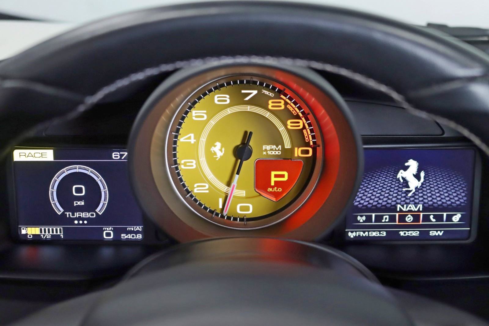 Used 2018 Ferrari 488 Spider RWD image 21