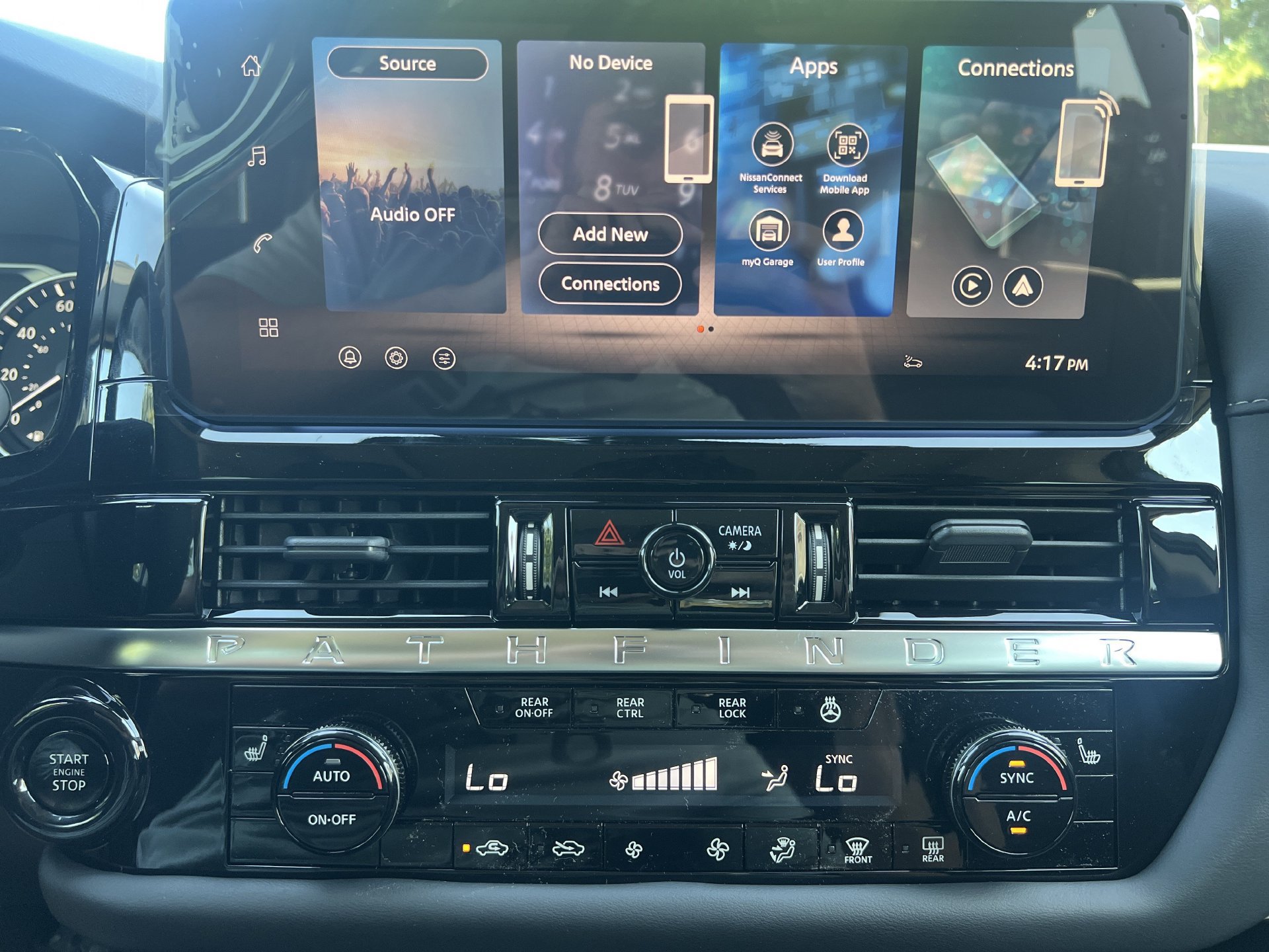 New 2026 Nissan Pathfinder SV FWD image 4