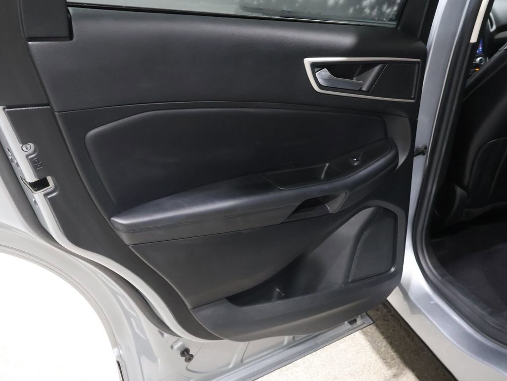 Used 2023 Ford Edge SEL w/ Convenience Package image 19
