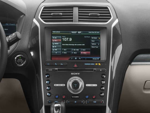 Used 2017 Ford Explorer Limited w/ Equipment Group 301A AWD/4WD image 13