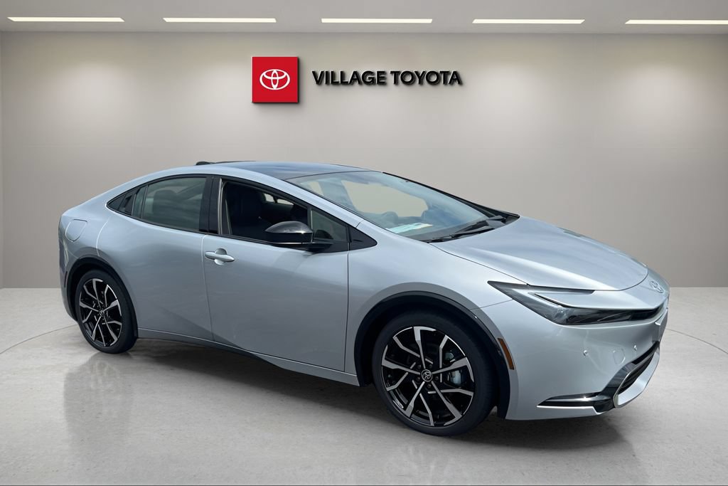 New 2026 Toyota Prius Plug-In Hybrid FWD image 7