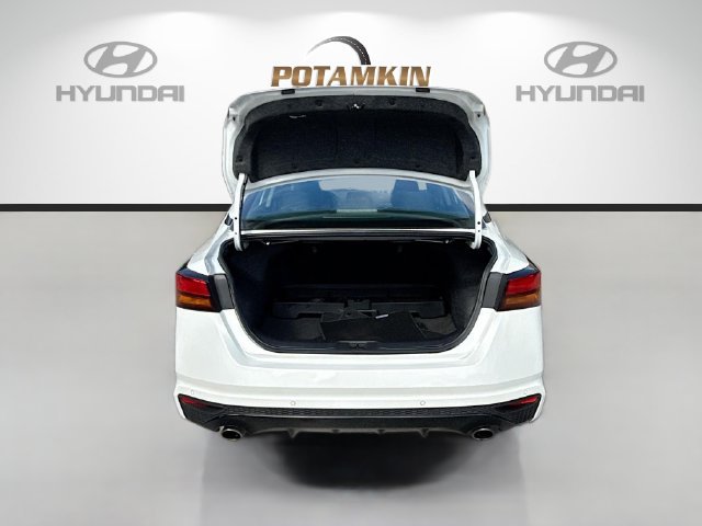 Used 2024 Nissan Altima 2.5 SR FWD image 24