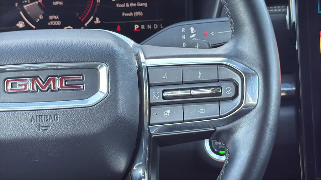 Used 2025 GMC Terrain Elevation FWD image 22