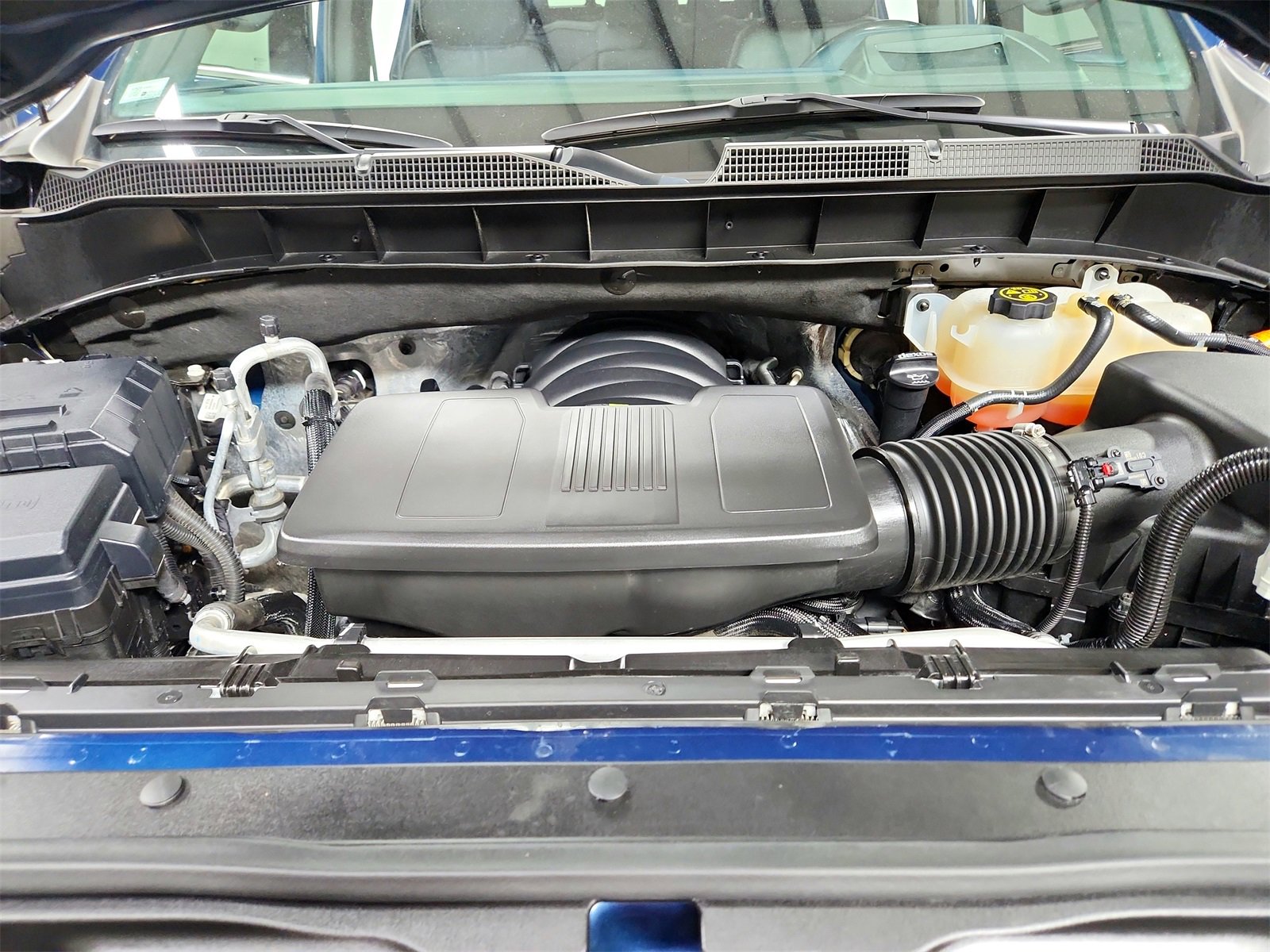 Used 2023 Chevrolet Silverado 1500 High Country w/ Technology Package image 17