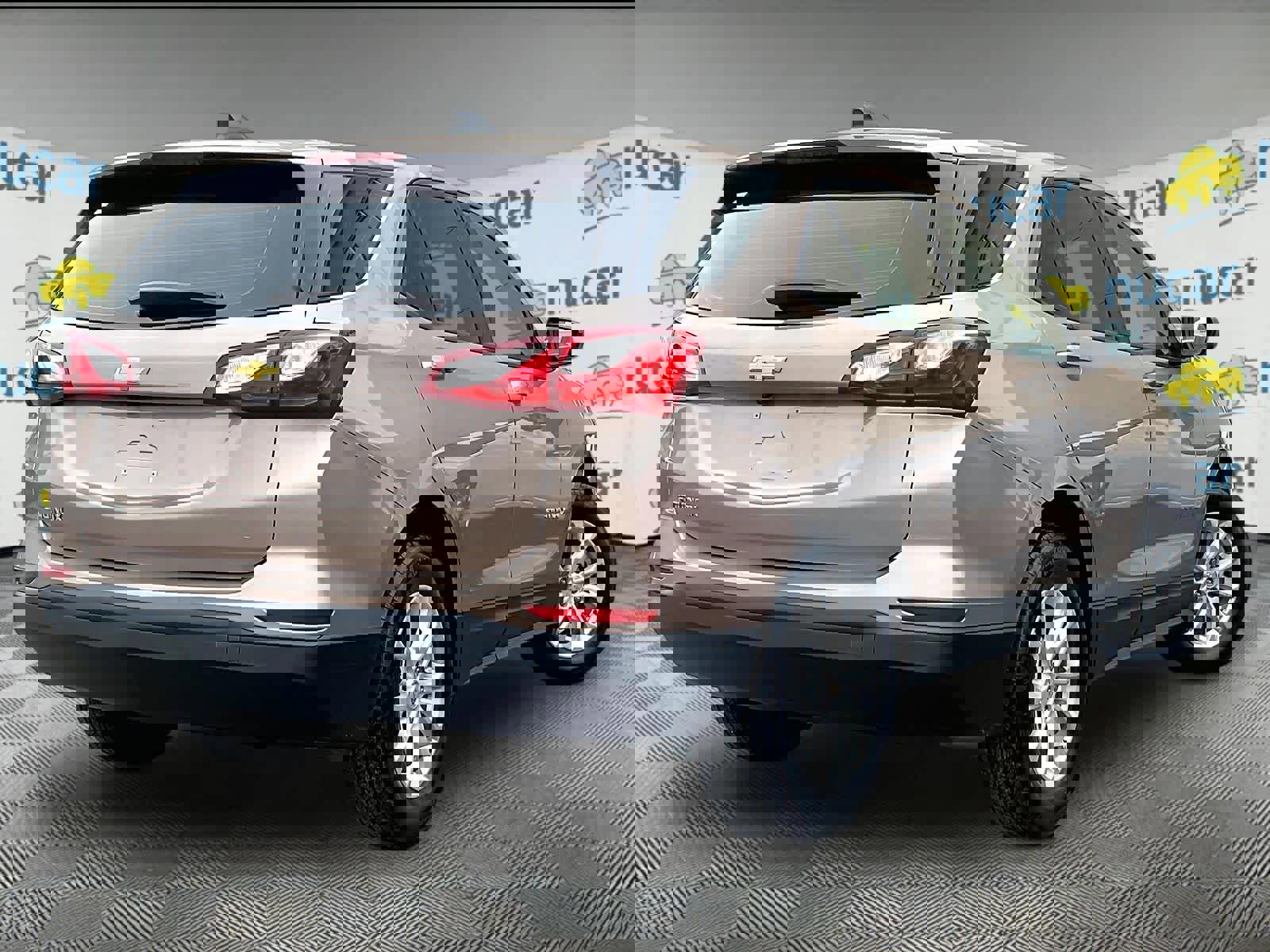 Used 2019 Chevrolet Equinox LS image 6