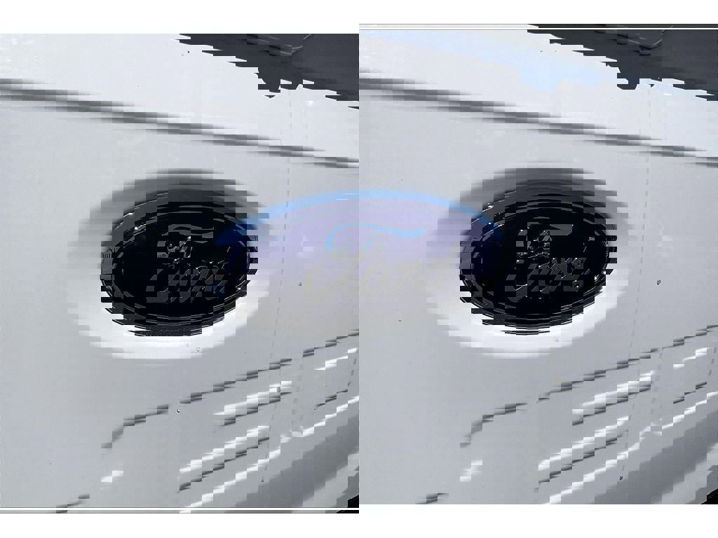 Used 2021 Ford F150 Lariat w/ Equipment Group 501A Mid image 33