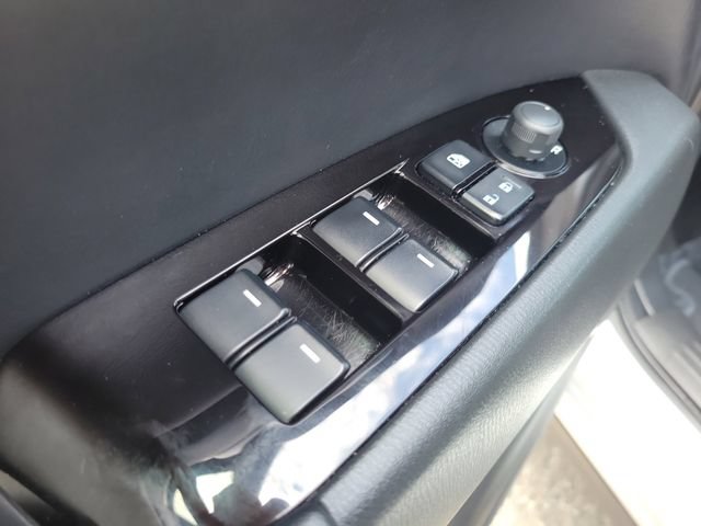 Used 2023 MAZDA CX-5 AWD 2.5 S w/ Select Package image 16