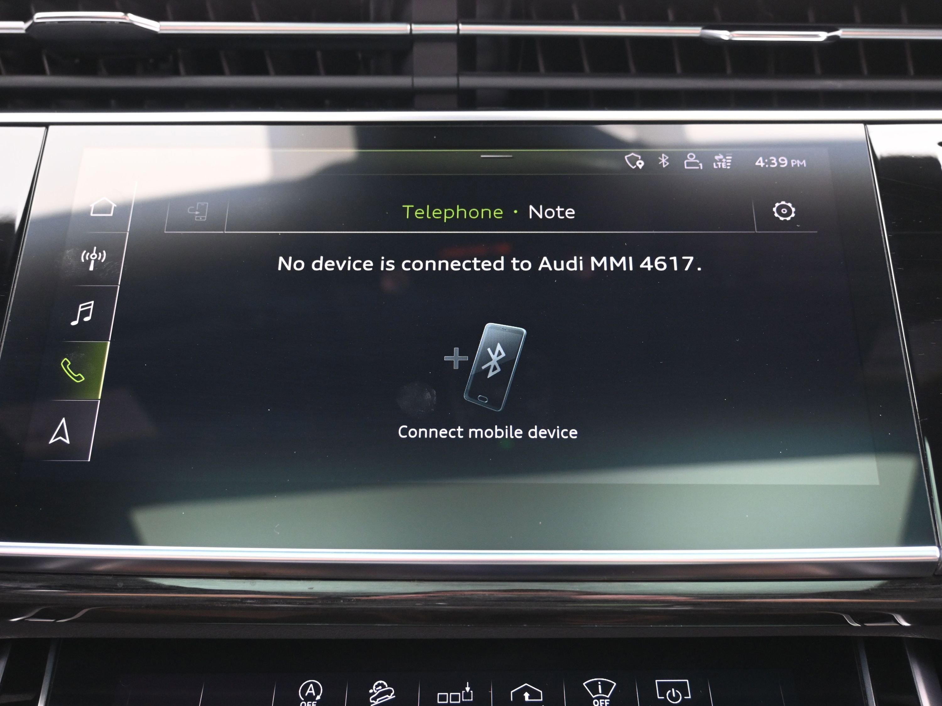 Used 2020 Audi Q7 3.0T Prestige w/ Prestige Package image 35