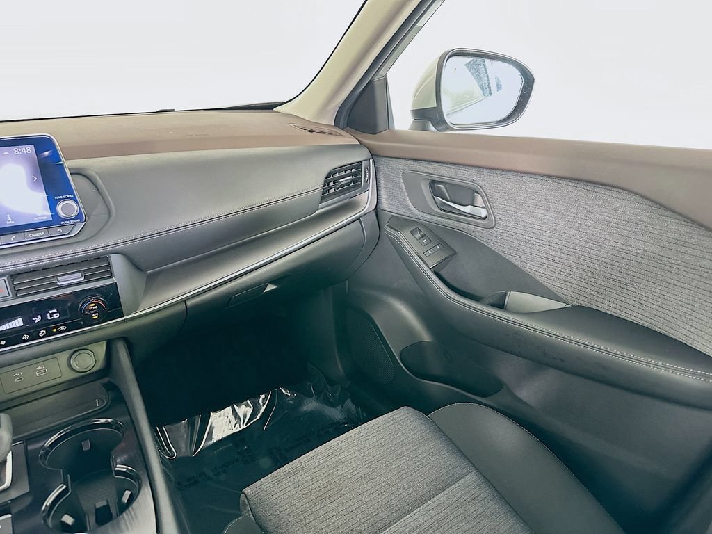 Certified 2023 Nissan Rogue SV AWD/4WD image 31