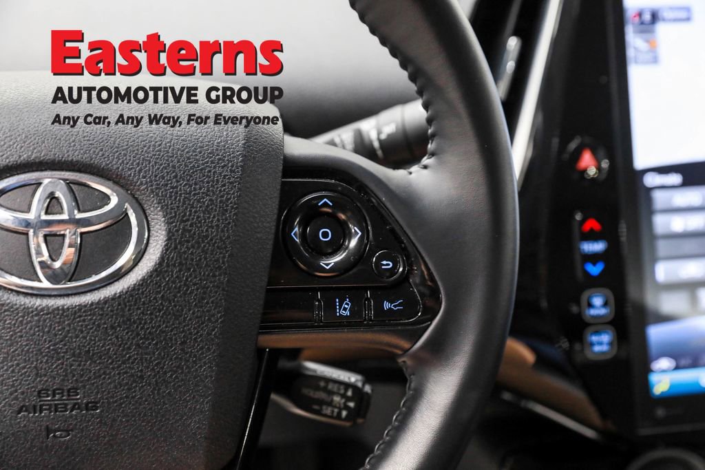 Used 2022 Toyota Prius Prime XLE image 16