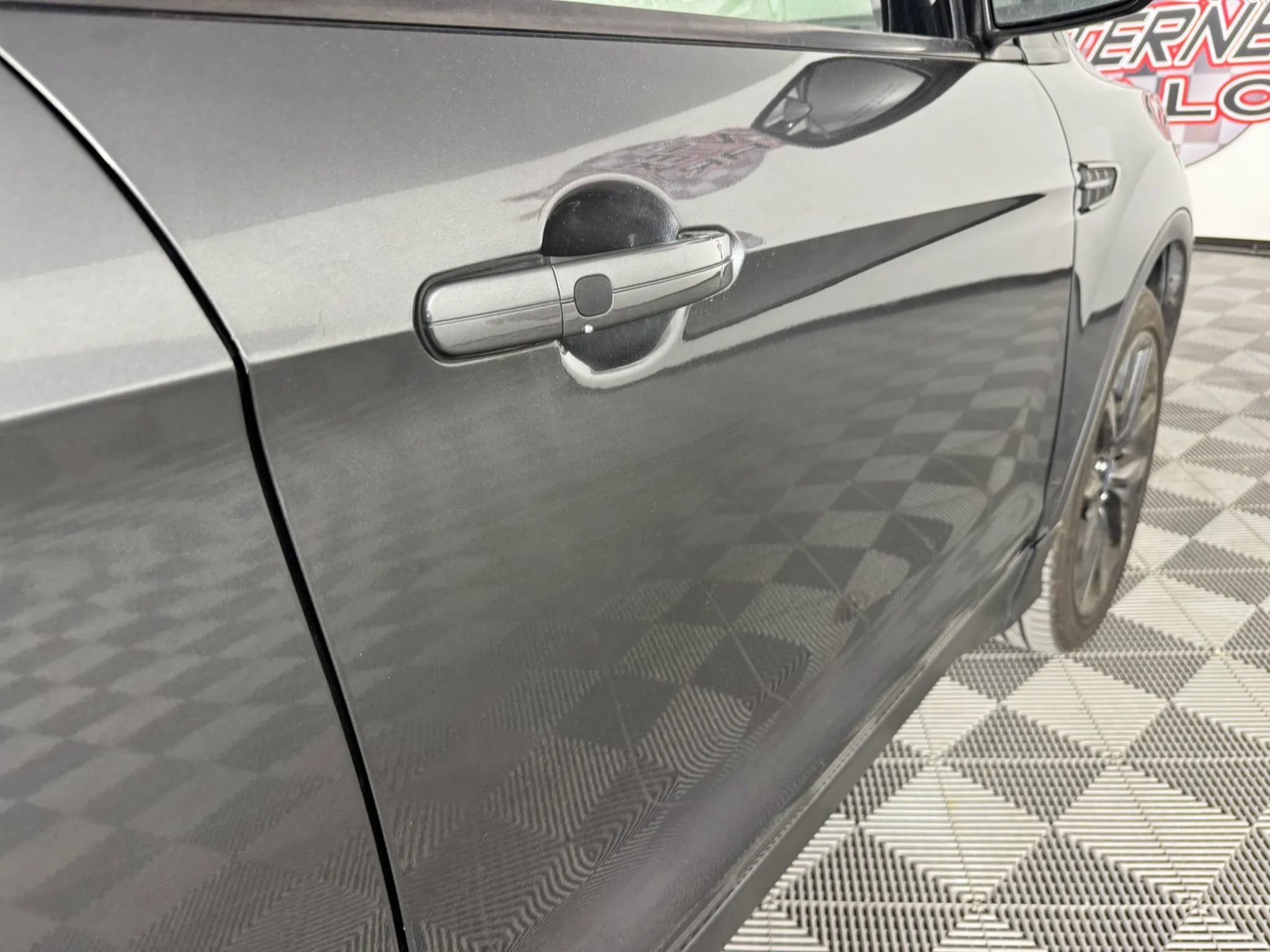 Used 2019 Ford Escape SE FWD image 29