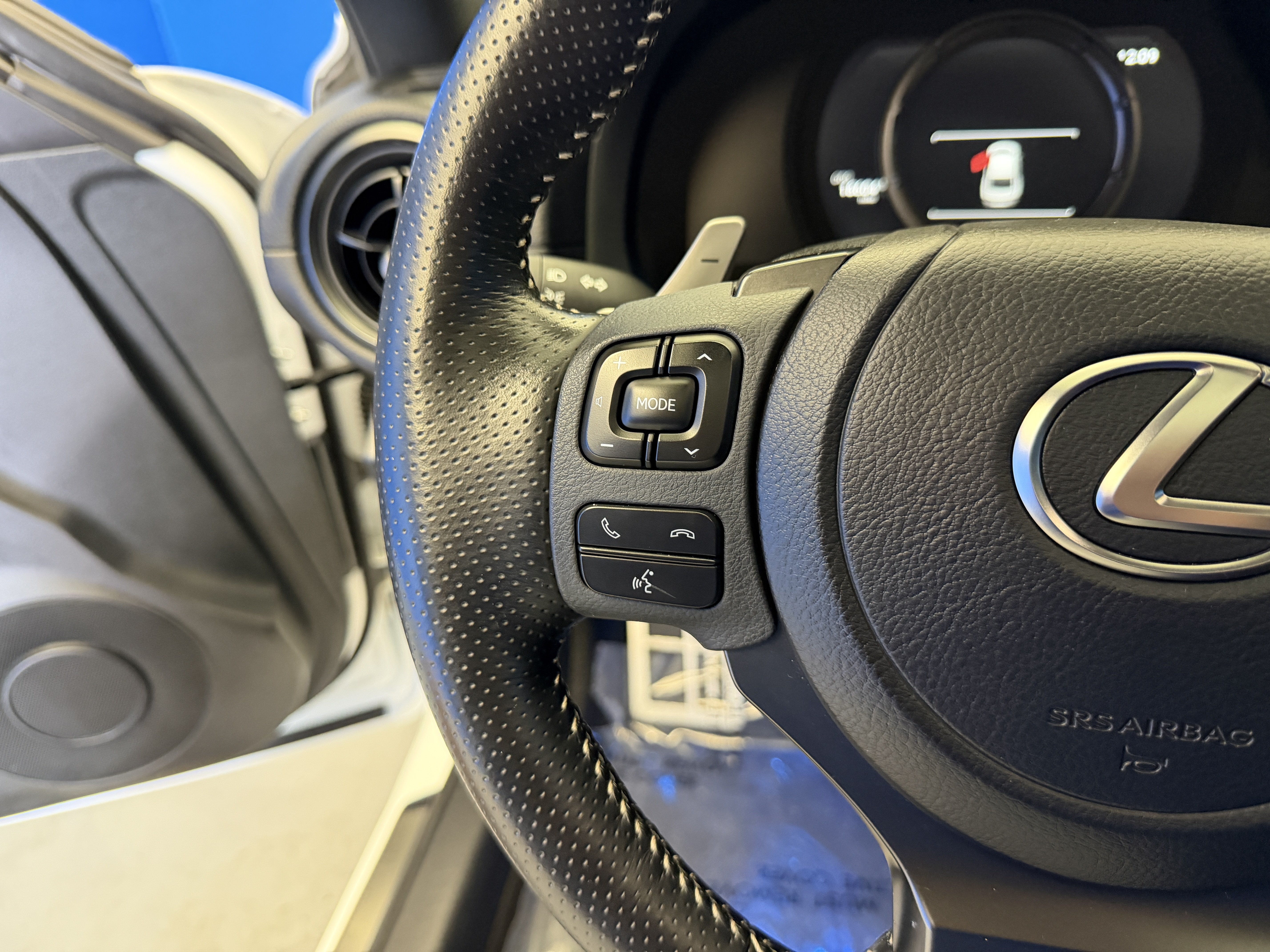 Used 2024 Lexus IS 350 F Sport w/ Memory Package RWD image 15
