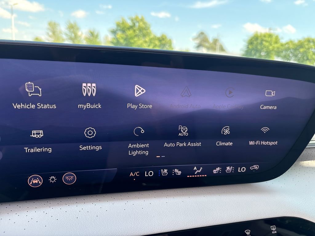 Certified 2026 Buick Enclave Avenir w/ Super Cruise Package FWD image 29
