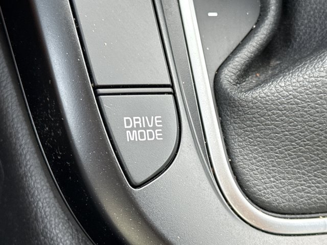 Used 2025 Kia Soul LX w/ LX Technology Package FWD image 39
