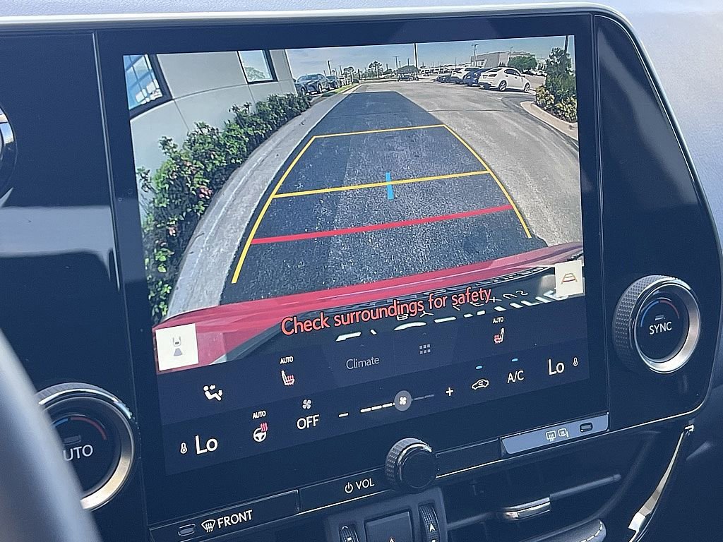 Used 2025 Lexus NX 250 FWD w/ Cold Area Package image 17