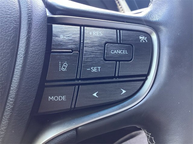 Used 2019 Lexus LS 500 AWD w/ Accessory Package (Z2) image 18