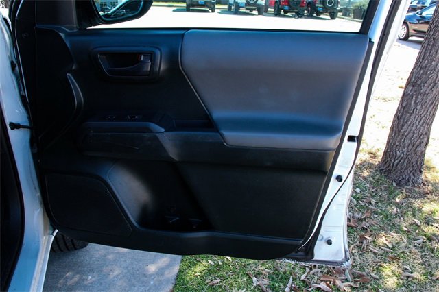 Used 2017 Toyota Tacoma SR image 22