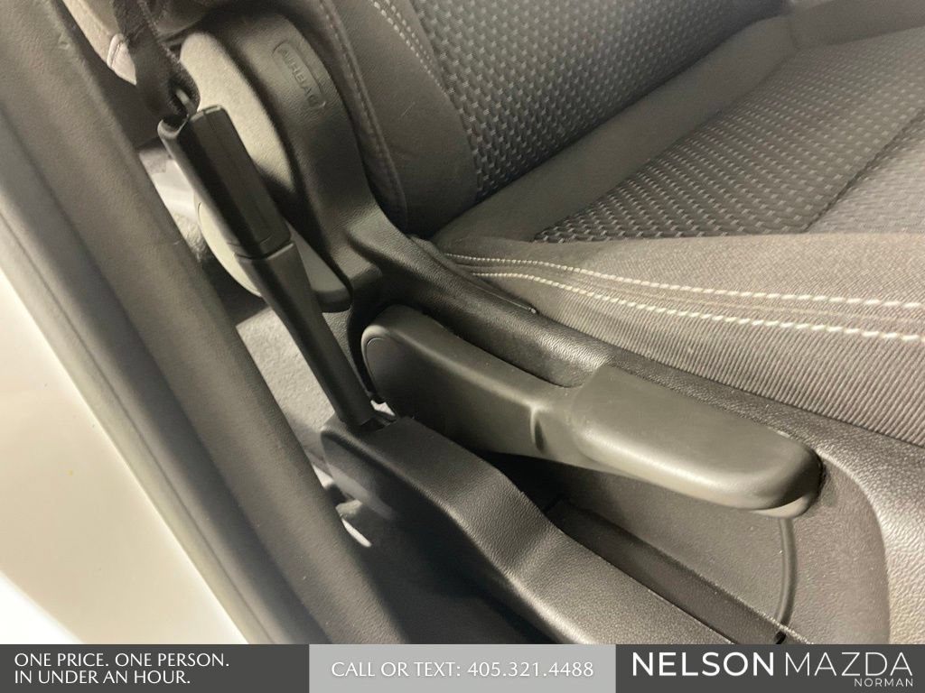 Used 2022 GMC Terrain SLE w/ Driver Convenience Package FWD image 20