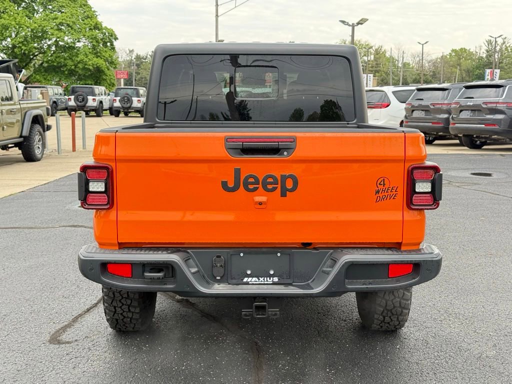 New 2025 Jeep Gladiator Sport AWD/4WD image 6