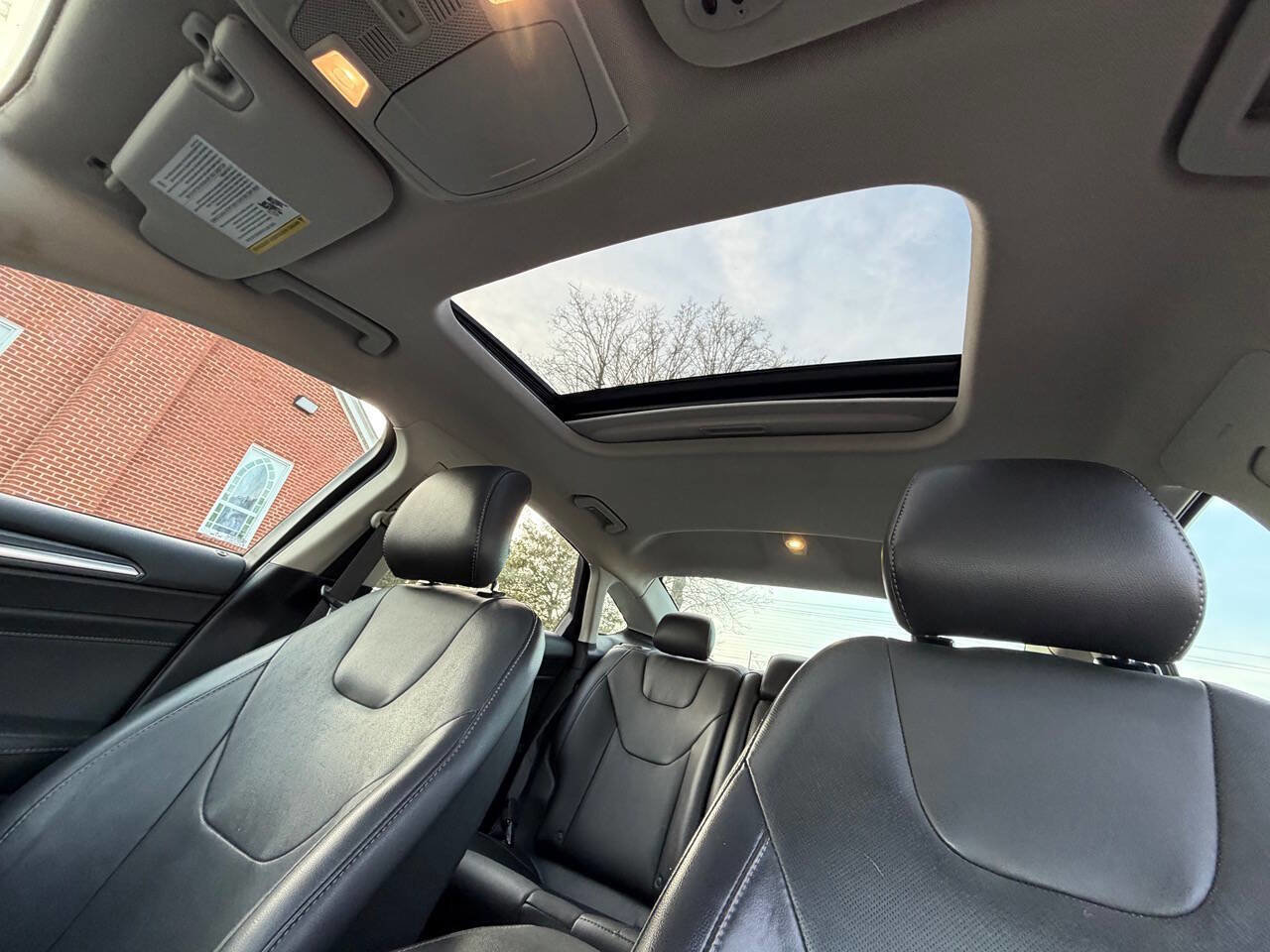 Used 2014 Ford Fusion Titanium image 14