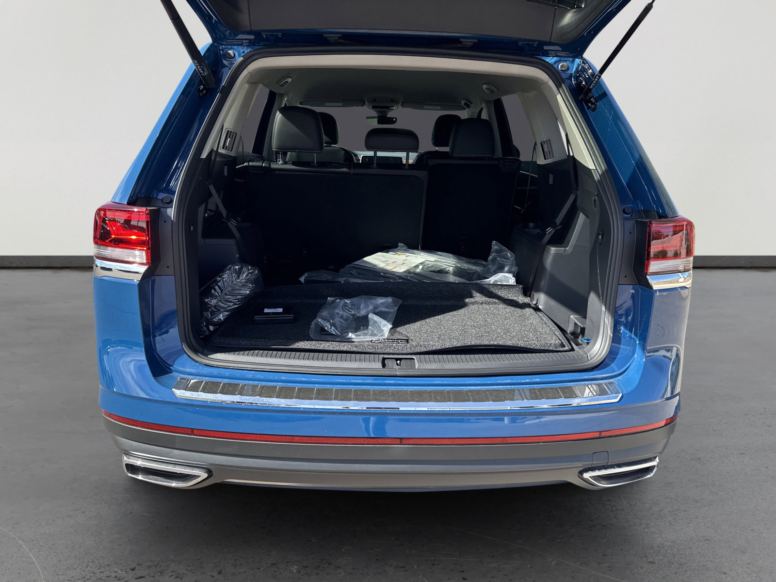 New 2026 Volkswagen Atlas SE image 7