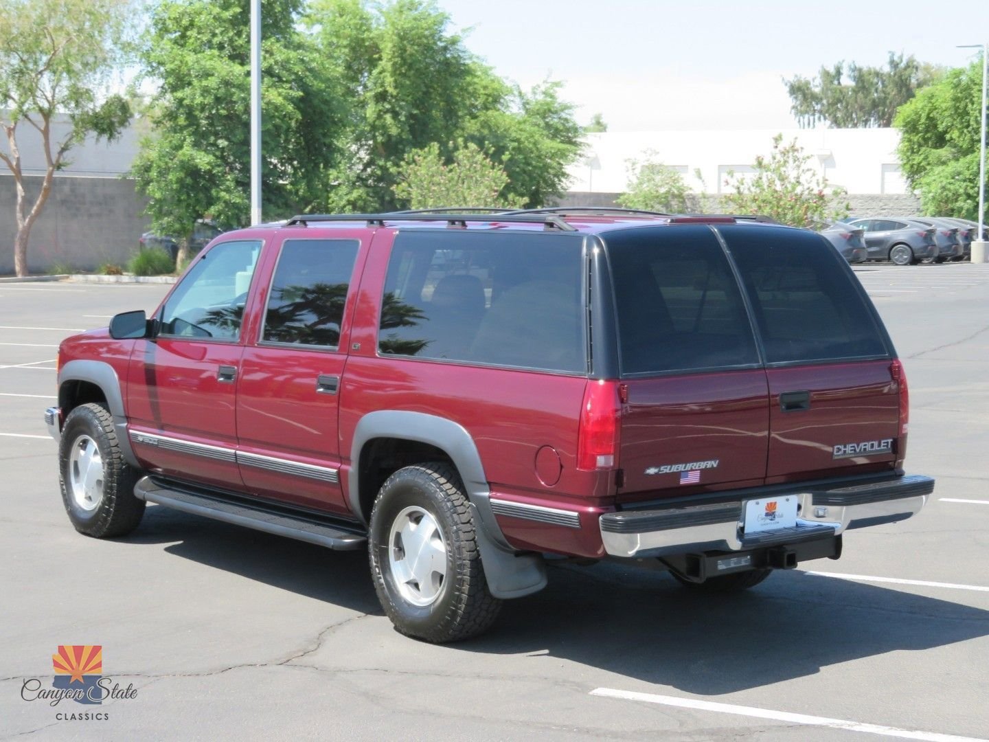 Used 1999 Chevrolet Suburban 4WD w/ Preferred Equipment Group 3 image 13