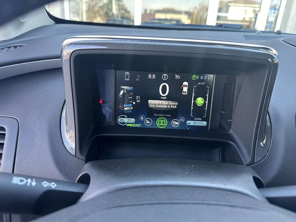 Used 2015 Chevrolet Volt Premium w/ Premium Trim Package image 20