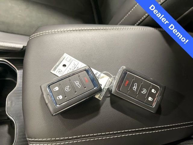 New 2025 Jeep Grand Cherokee L Altitude image 21