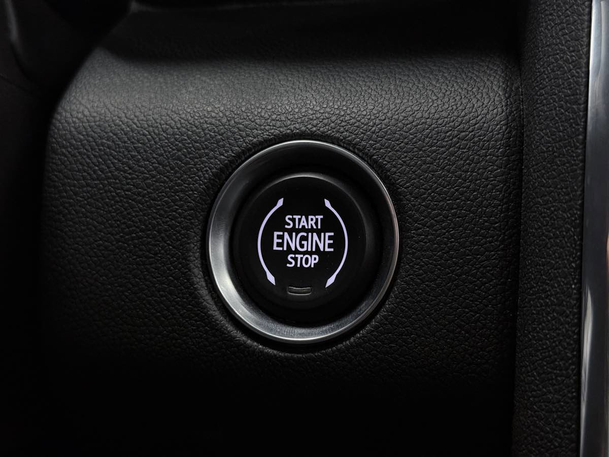 Used 2024 GMC Acadia Denali w/ Super Cruise Package FWD image 55