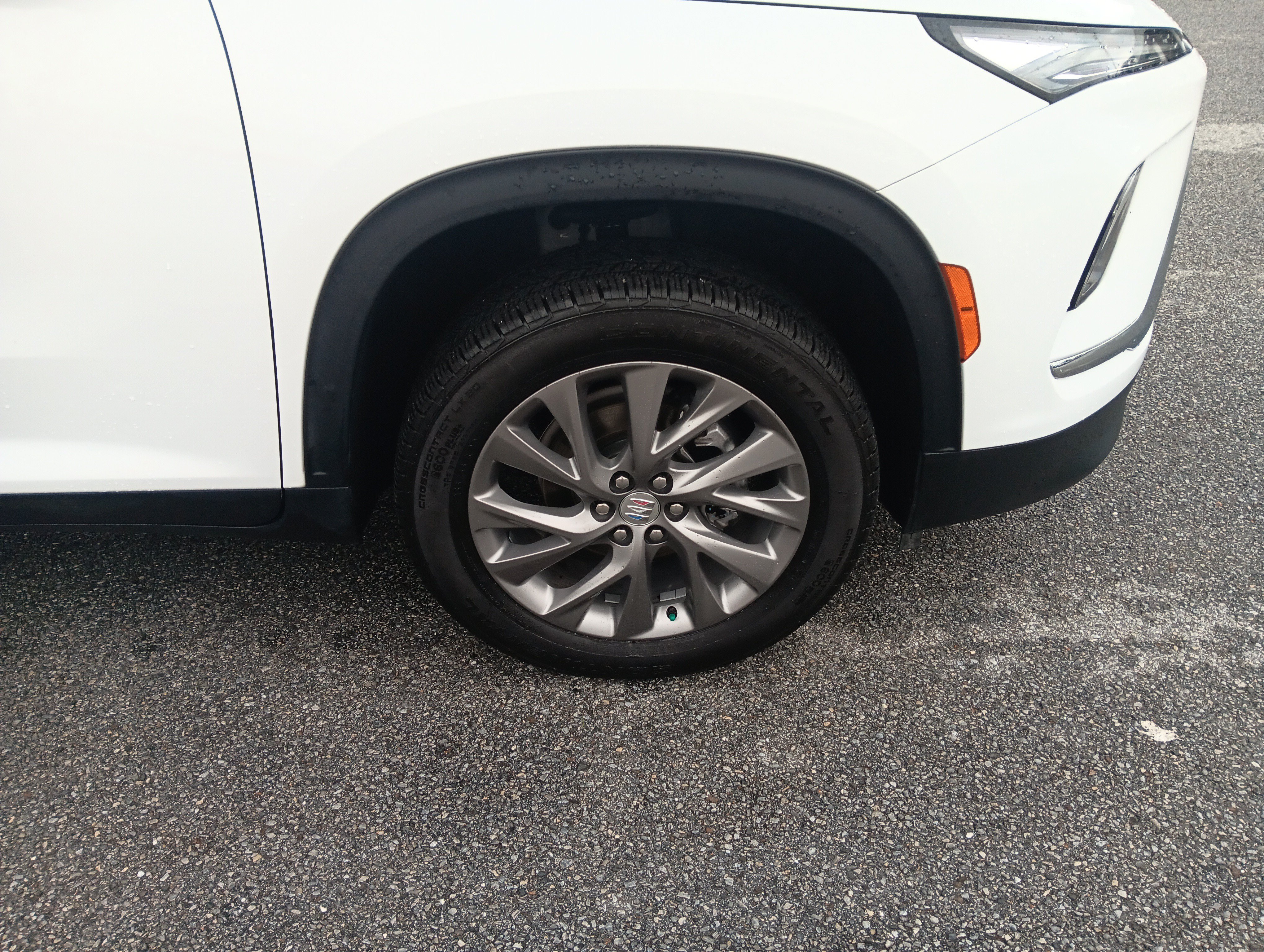 Used 2025 Buick Enclave Preferred FWD image 8
