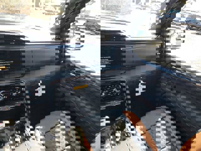 New 2026 GMC Sierra 1500 AT4 w/ Technology Package image 17