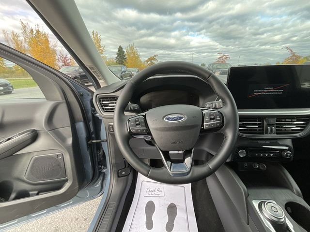 New 2025 Ford Escape SE image 14