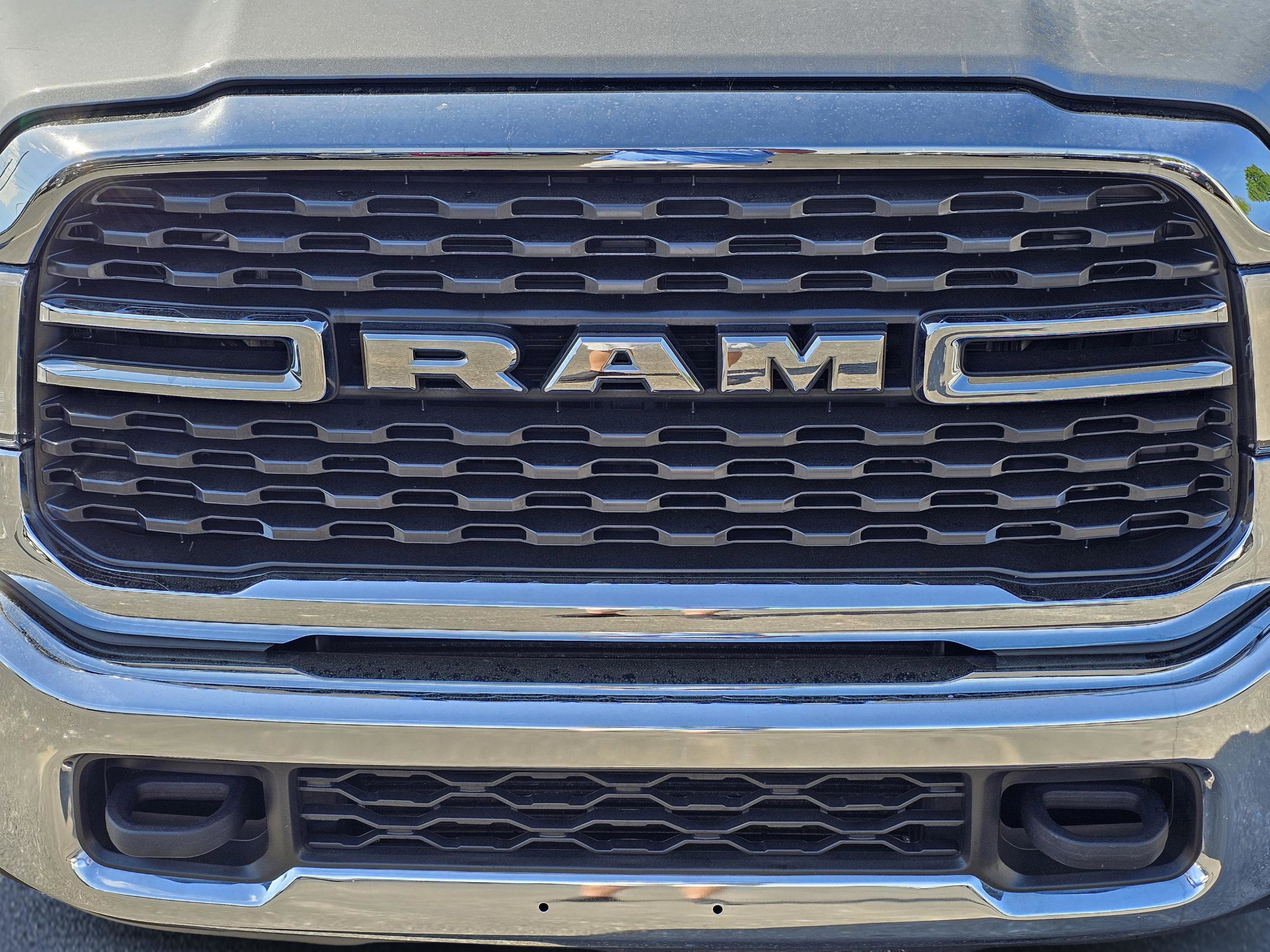 Used 2024 RAM 2500 Big Horn image 3