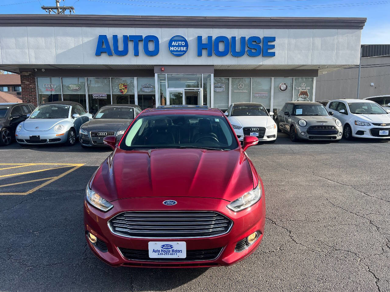 Used 2013 Ford Fusion Titanium w/ Titanium Driver Assist Pkg FWD image 2