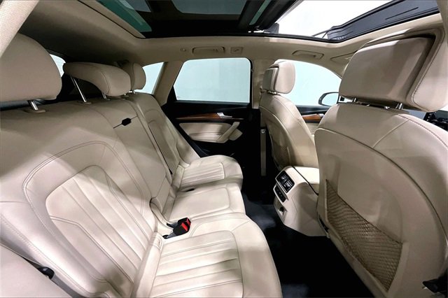 Used 2021 Audi Q5 2.0T Premium image 28