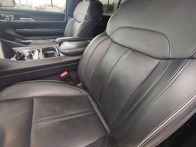 Used 2024 Jeep Grand Wagoneer Series II w/ Quick Order Packagew 28T image 27