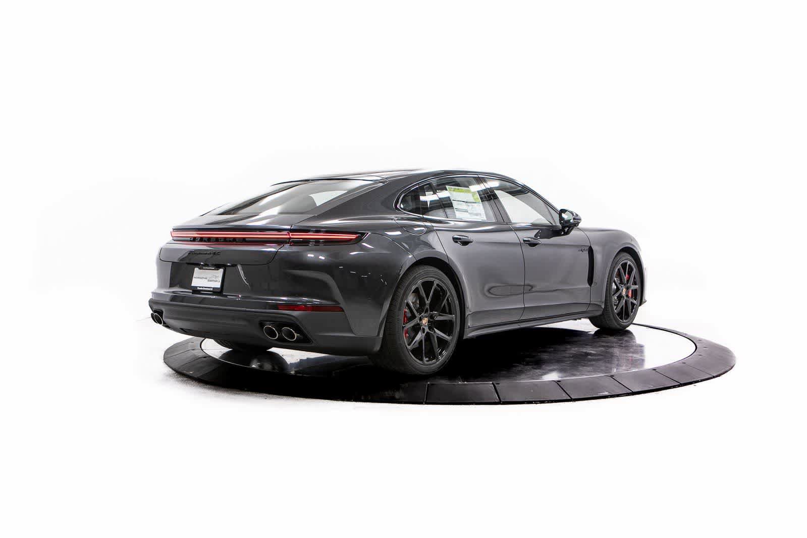 New 2026 Porsche Panamera 4S image 7